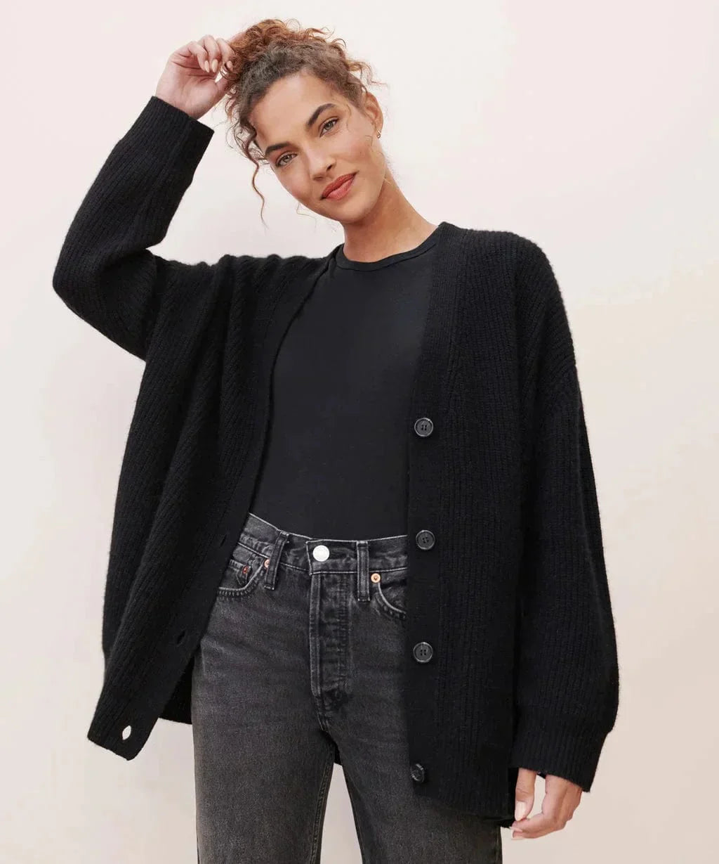 Lena | Bequeme Strickjacke