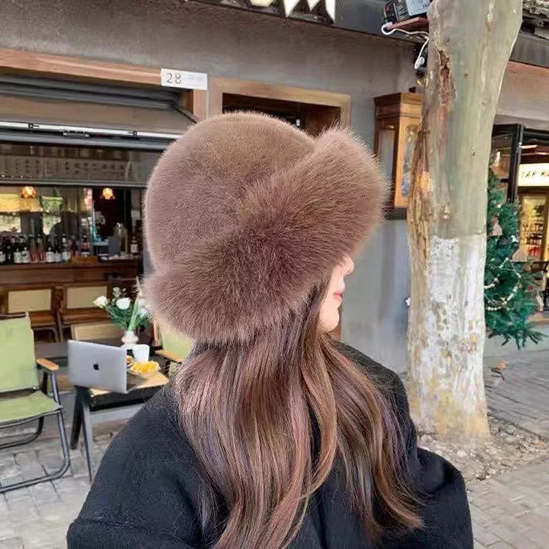 Mongolischer Frauenhut